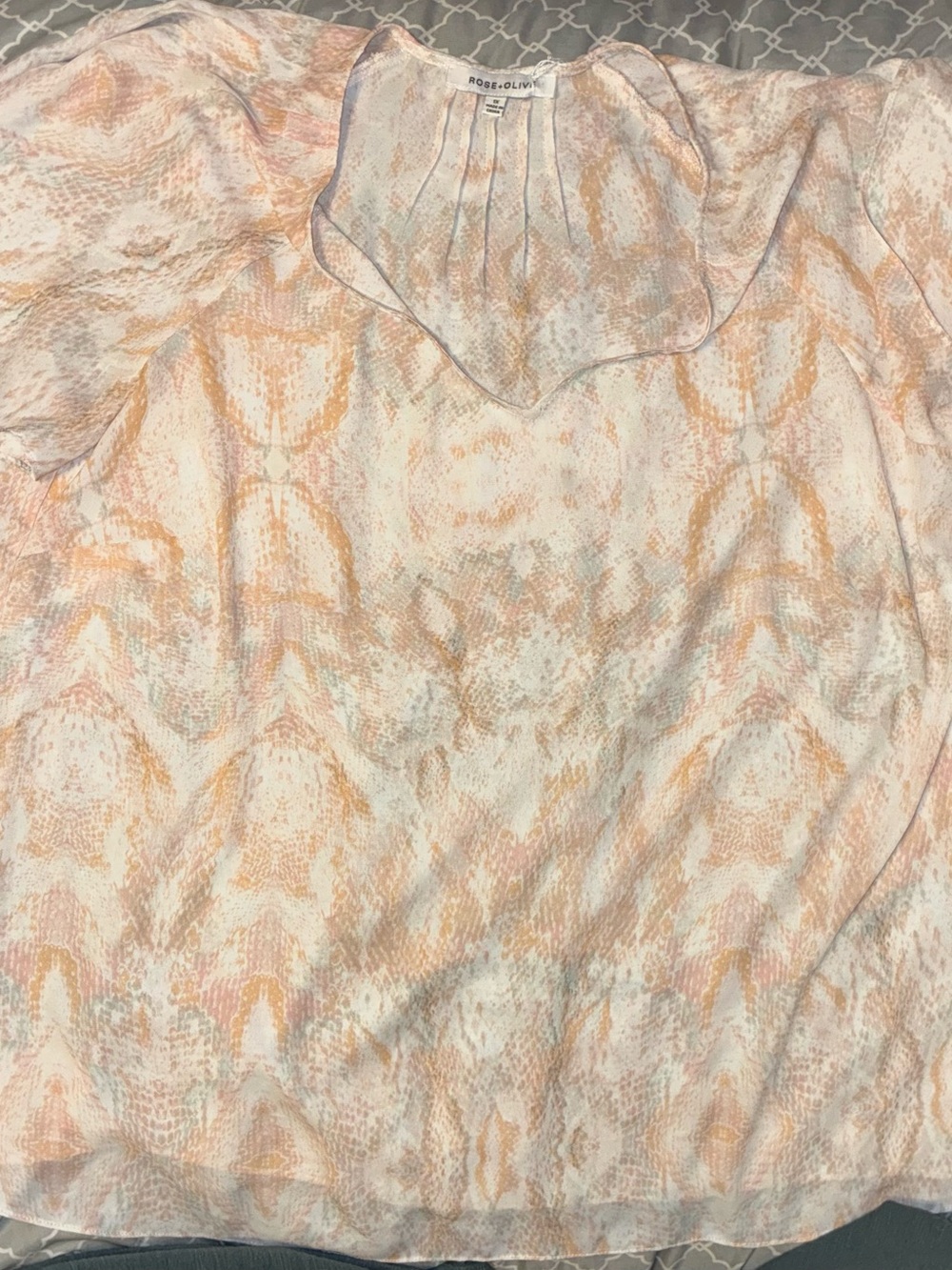 Rose & Olive Peach & Cream Patterned Blouse